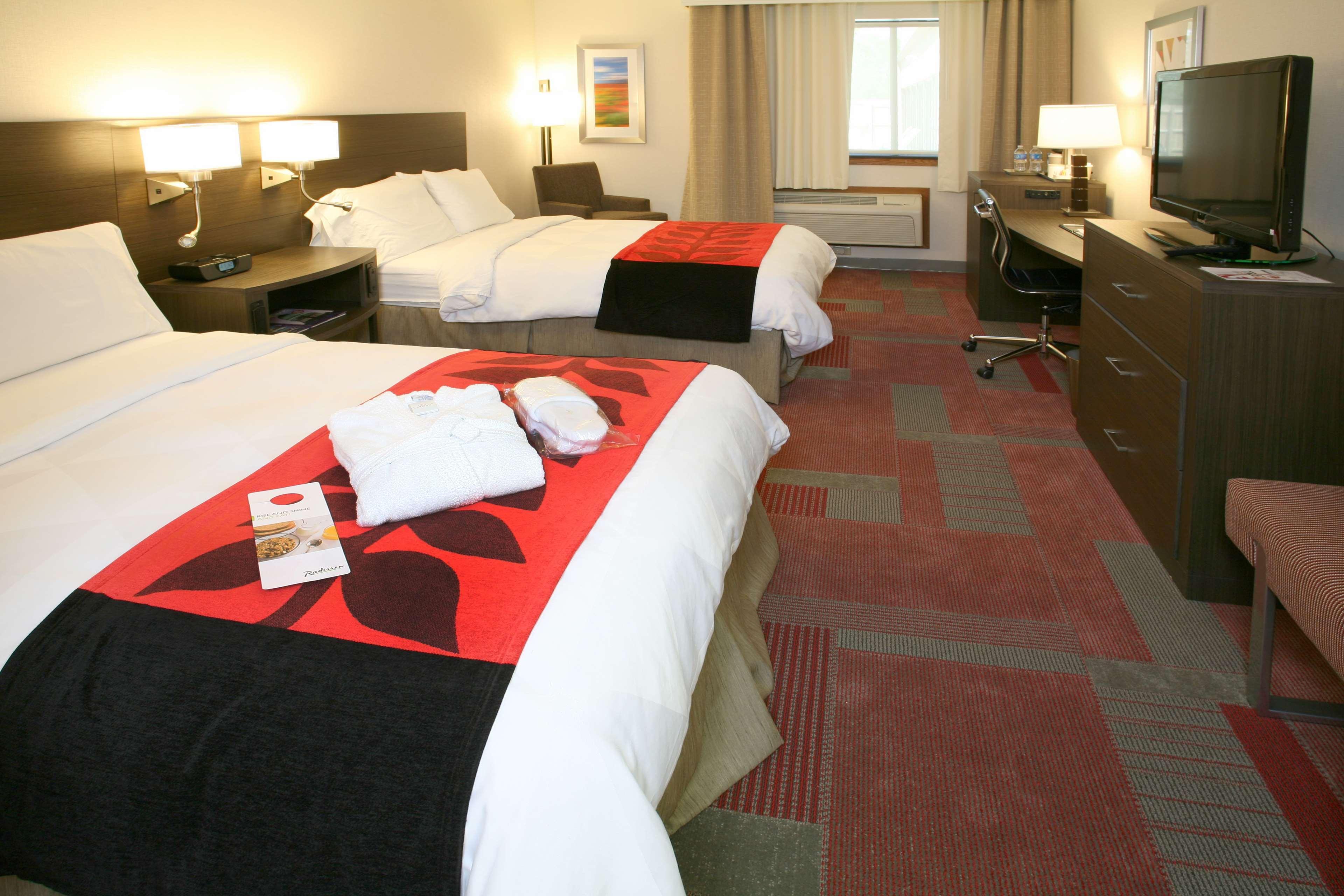 Radisson Hotel Madison Ruang foto