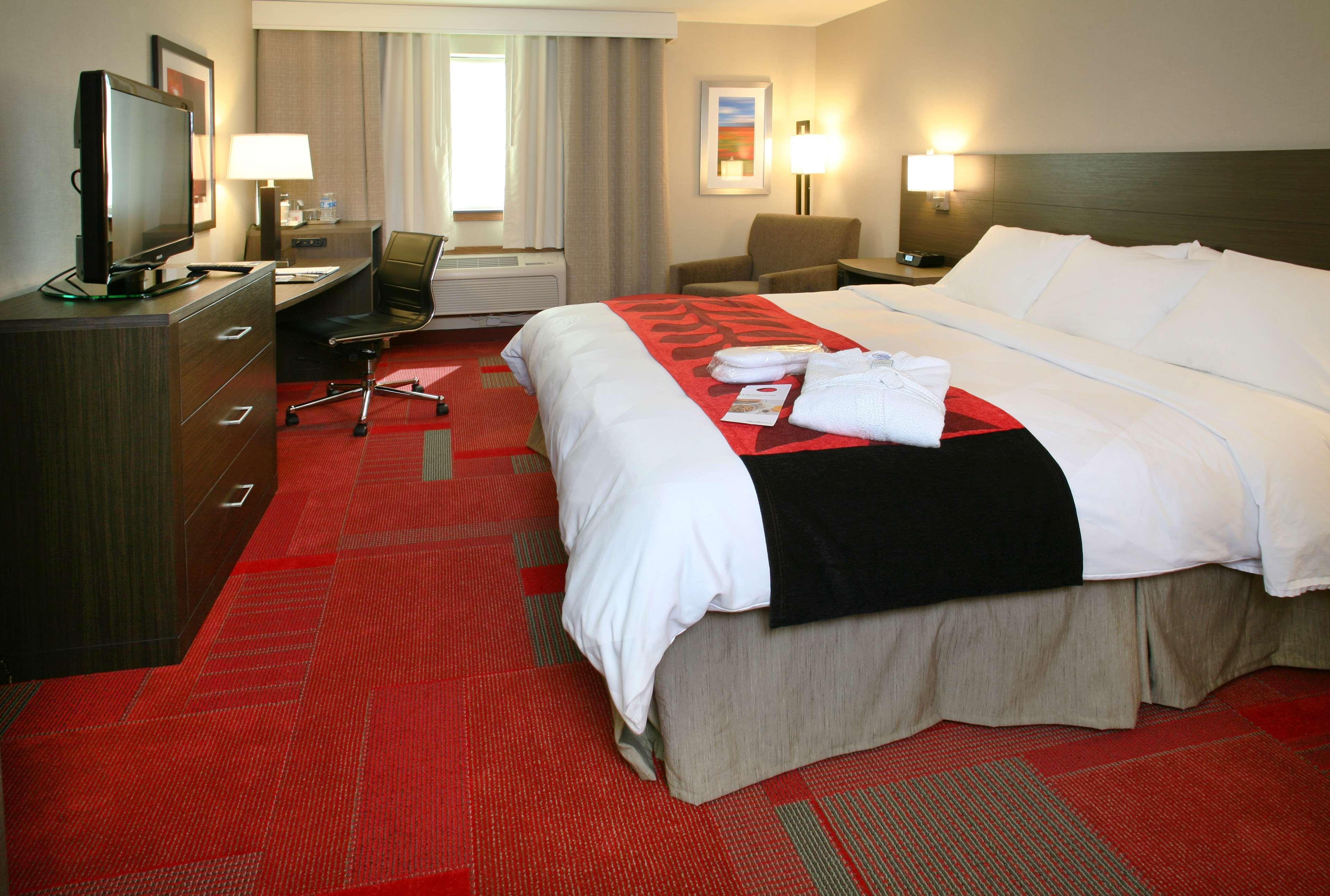 Radisson Hotel Madison Ruang foto