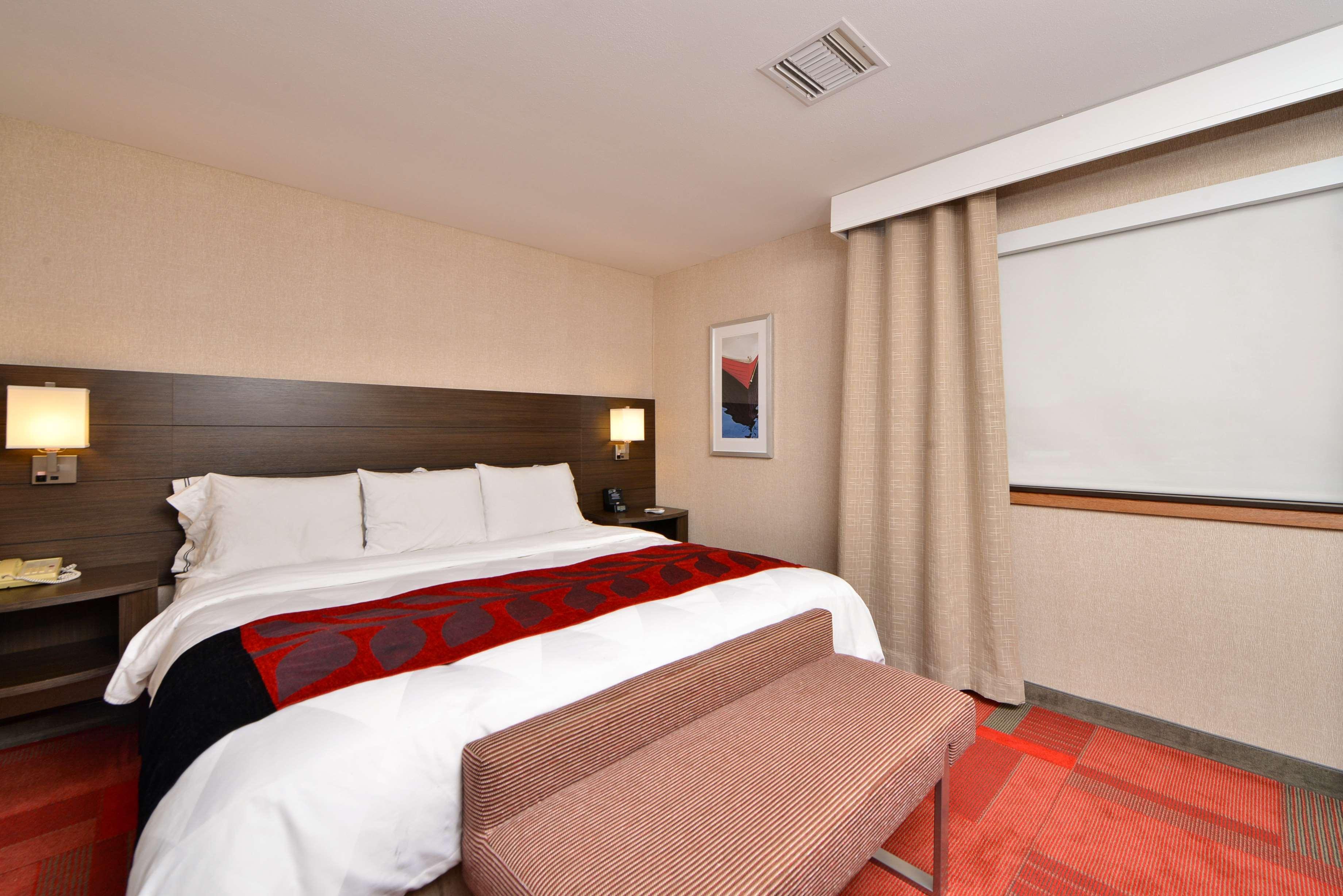 Radisson Hotel Madison Bagian luar foto