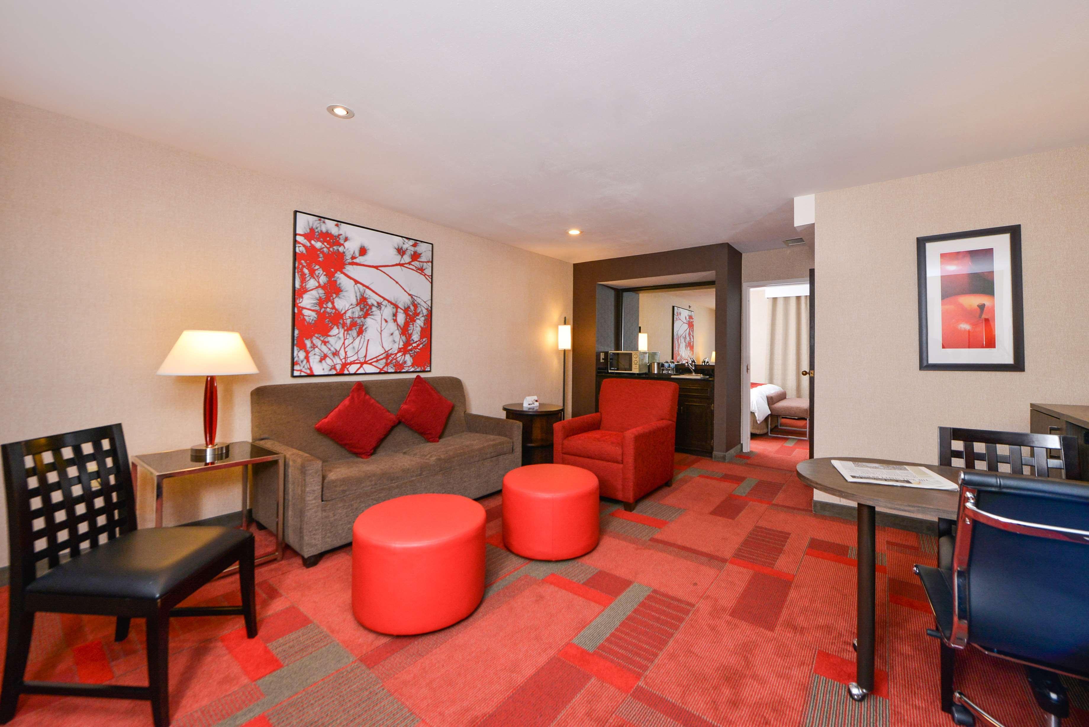 Radisson Hotel Madison Bagian luar foto